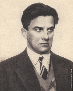 Владимир Маяковский в Петербурге